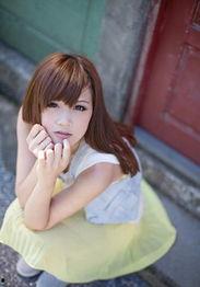 漂亮的美少女图片